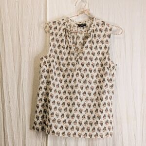 Talbots Sleeveless Blouse Metallic Floral Pattern Ruffle Neckline M